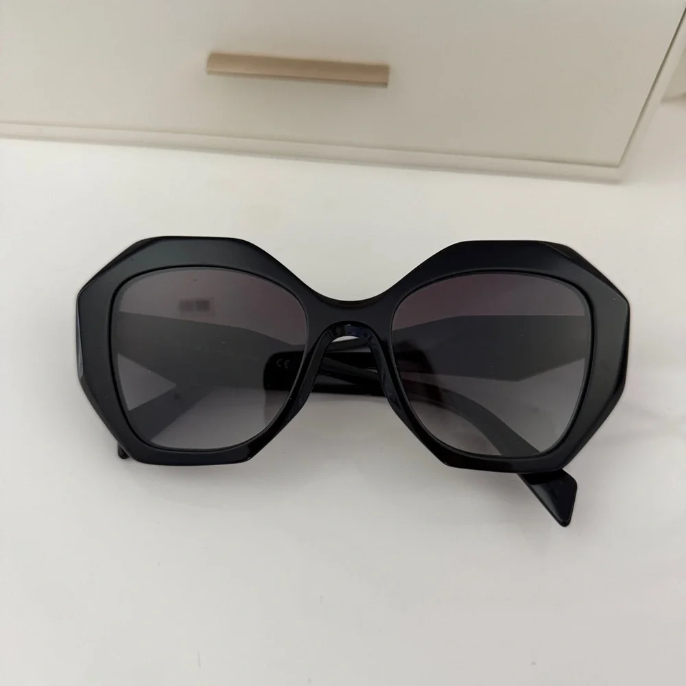 Prada Black Oversized Geometric Sunglasses - Picture 5 of 14